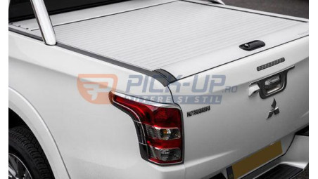Mitsubishi L200 2015-2019 MT RU csomagtérajtó zárás