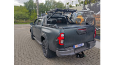 Bukócső, bukócső, bukócső, terelők felszerelése a Toyota Hilux 2020-ra