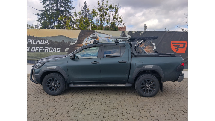 Montare rulou de bena, rollbar, bullbar, deflectoare pe Toyota Hilux 2020