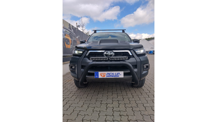 Montare rulou de bena, rollbar, bullbar, deflectoare pe Toyota Hilux 2020