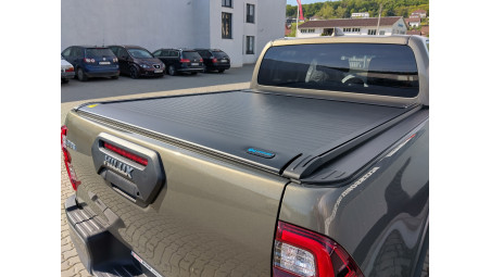 Montare capitonaj de bena , rulou de bena und multe alte accesorii pe Toyota Hilux 2020