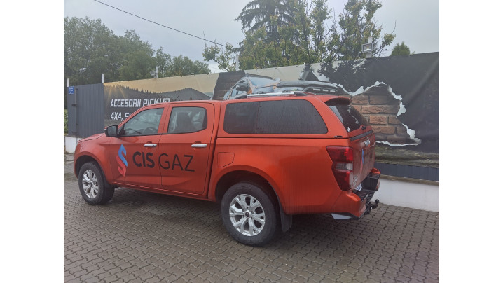Montare hardtop pe Isuzu D-Max 2023