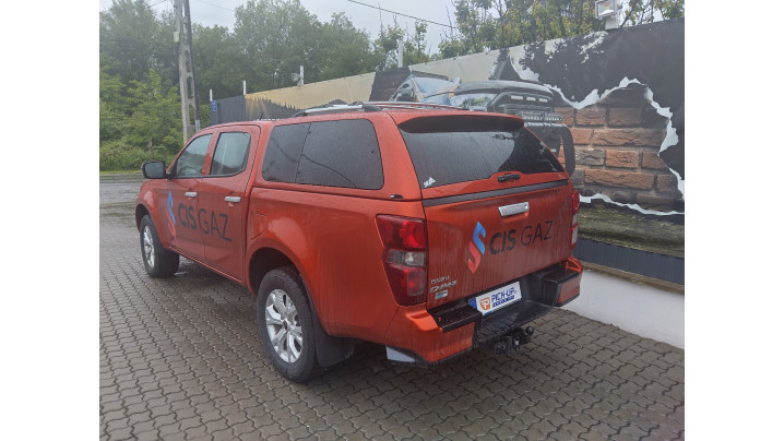 Montare hardtop pe Isuzu D-Max 2023