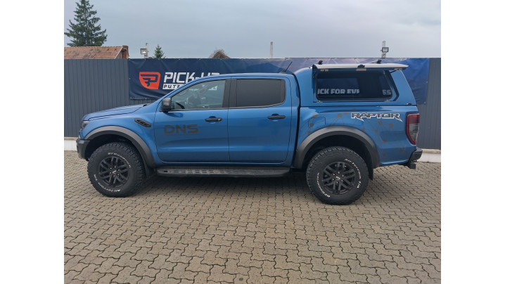 Keménytetős beszerelés és redőnysegítő a Ford Ranger Raptor 2019-nél