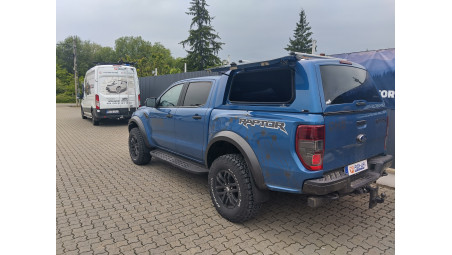 Keménytetős beszerelés és redőnysegítő a Ford Ranger Raptor 2019-nél