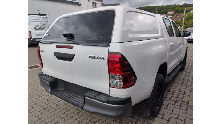 Montare hardtop si capitonaj de bena pe Toyota Hilux 2018