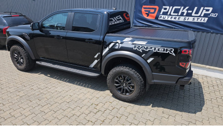 Roll cover installed on Ford Ranger Raptor 2023