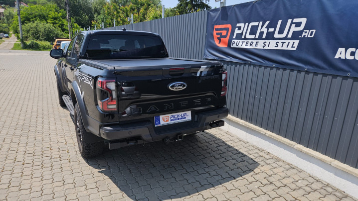 Bukócső felszerelése a Ford Ranger Raptor 2023-ra