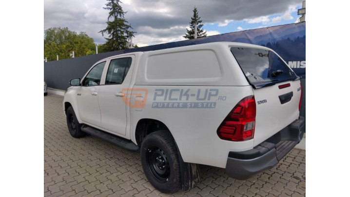 Keménytetős Toyota Hilux 2015-2025 AK GWE tanúsítvány RITKA