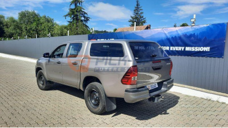 Keménytetős Toyota Hilux 2015-2025 AK GSE tanúsítvány RITKA