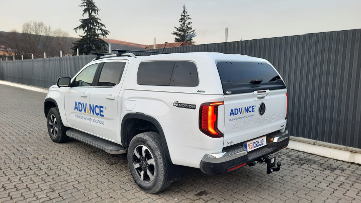 Keménytetős Volkswagen Amarok 2023-2025 AK GSE Tanúsítvány RITKA