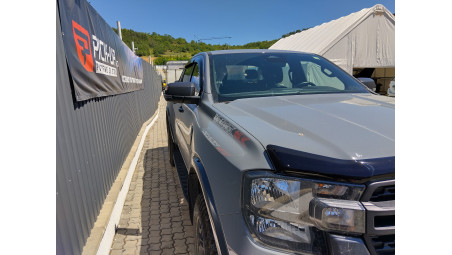 Ablakterelő, motorháztető beszerelése a Ford Ranger 2023-ra