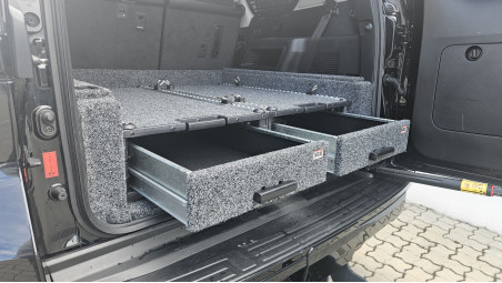 Fully equipped Toyota Land Cruiser 2018