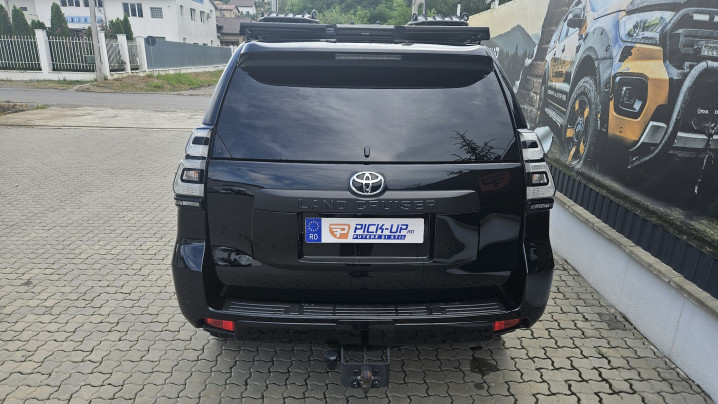 Echipare completa pentru Toyota Land Cruiser 2018