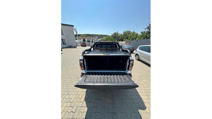 Roll cover and rollbar installed onFord Ranger Raptor 2025