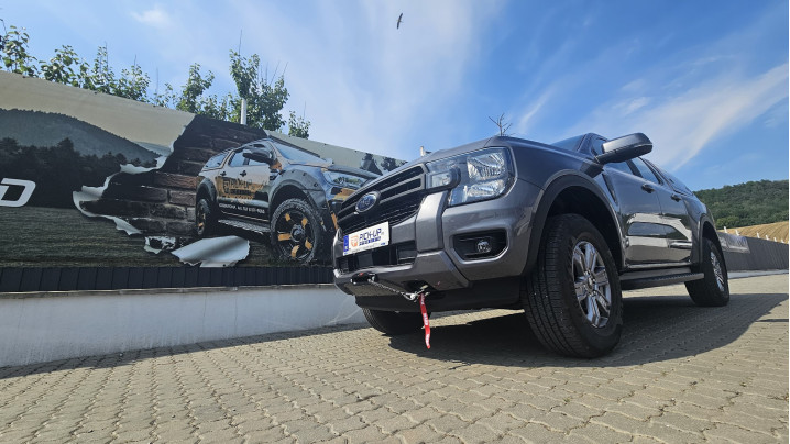 Winch plate-winch installed on Ford Ranger 2024 