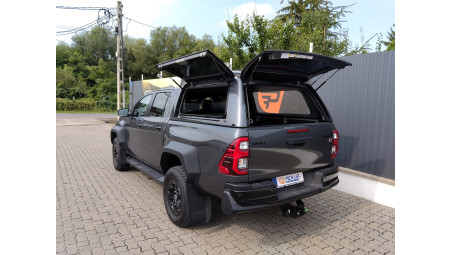 Echipare completa pentru Toyota Hilux GR Sport II