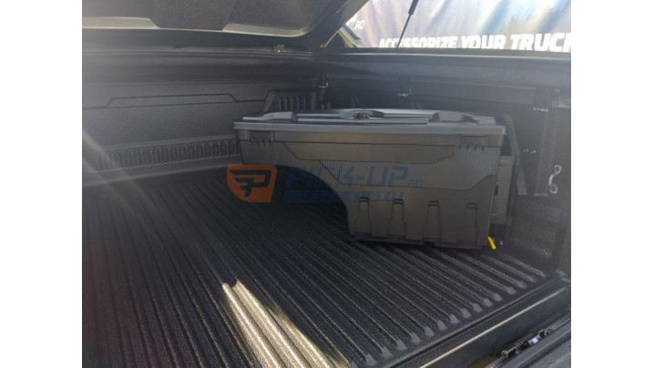 LADITE SWINGCASE JOBBRA MT TOYOTA HILUX 2015+