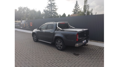 Roll cover installed on Mercedes X-Class 2018