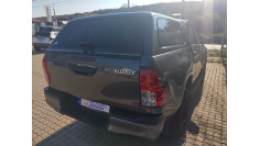 Montare Laderaumauskleidung und hardtop pe Toyota Hilux 2024