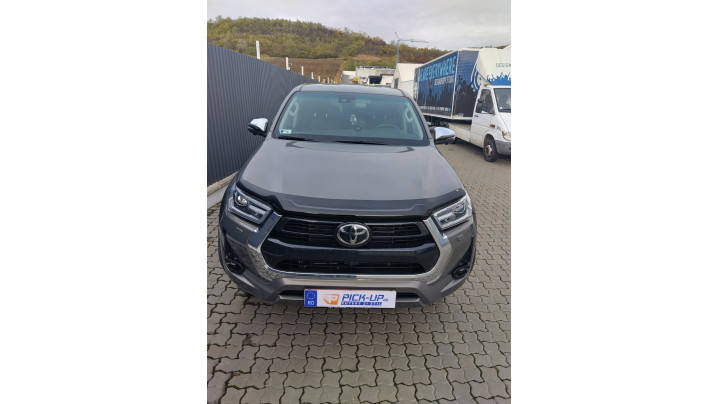 Toyota Hilux 2024 komplett felszereltség