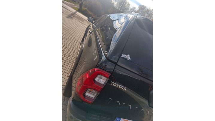 Montare hardtop pe Toyota Hilux 2024