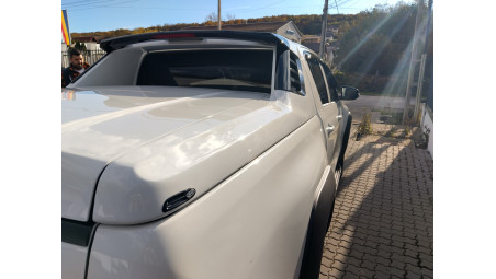Montare inchidere de bena tip capac,Laderaumauskleidung,Kotflügelschutz,deflectoare geam pe Toyota Hilux 2024