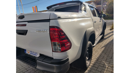 Montare inchidere de bena tip capac,Laderaumauskleidung,Kotflügelschutz,deflectoare geam pe Toyota Hilux 2024