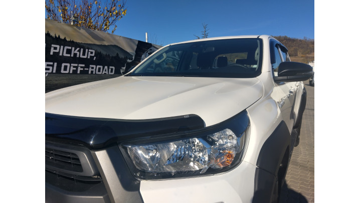 Montare rulou de bena,deflector geam und capota pe Toyota Hilux 2024