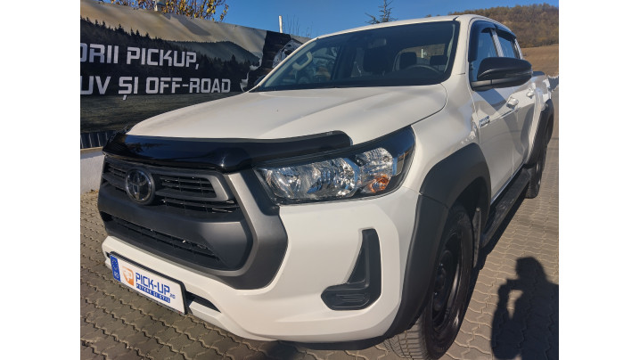 Montare rulou de bena,deflector geam und capota pe Toyota Hilux 2024