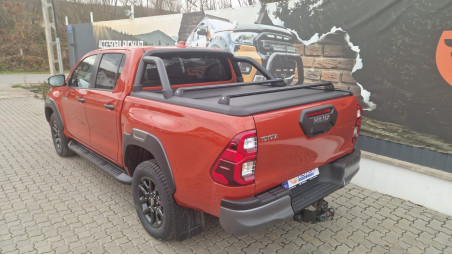 Montare capitonaj de bena, rulou, rollbar und ladita utilitara pe Toyota Hilux 2025