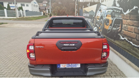 Montare capitonaj de bena, rulou, rollbar si ladita utilitara pe Toyota Hilux 2025