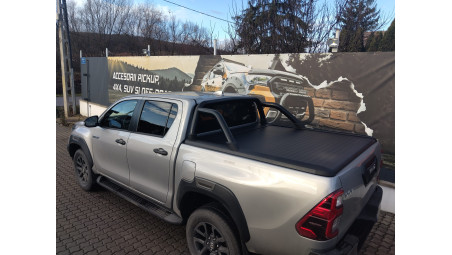 Montare rulou de bena si rollbar pe Toyota Hilux 2024