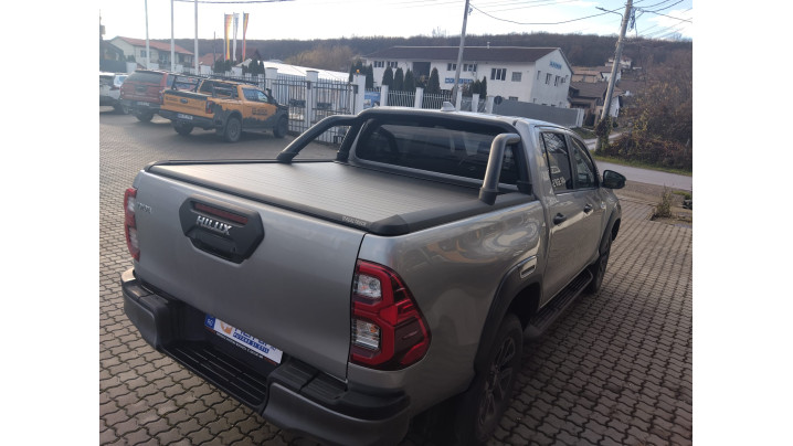 Montare rulou de bena si rollbar pe Toyota Hilux 2024