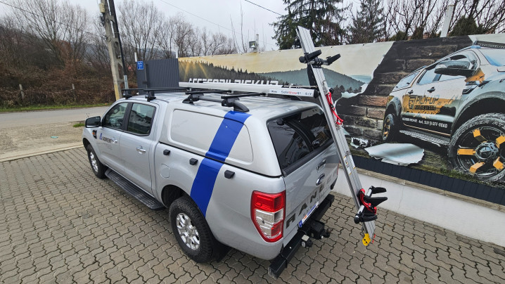 Montare sistem suport scara culisant pe Ford Ranger 2018