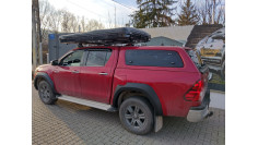 Montare aparatori aripi, deflector geam si capota pe Toyota Hilux 2024 2