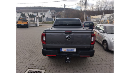 A bukócső és az oldalküszöbök felszerelése a Volkswagen Amarok 2025-re