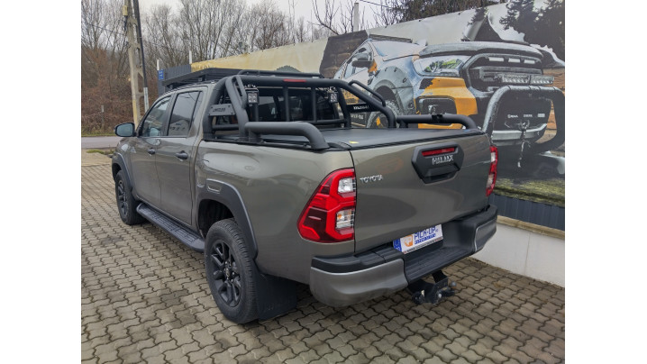 Toyota Hilux 2024 komplett felszereltség