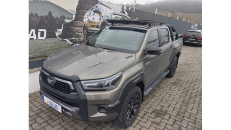 Toyota Hilux 2024 komplett felszereltség