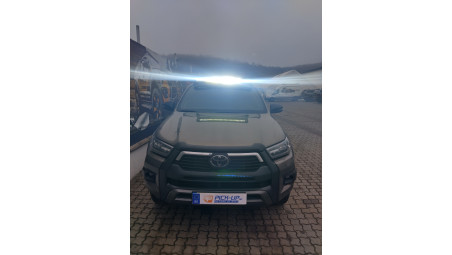 Toyota Hilux 2024 komplett felszereltség