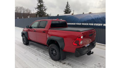 Vonóhoroggörgő, vonóhorog párnázat, vonóhorog beszerelése Toyota Hilux 2025-re
