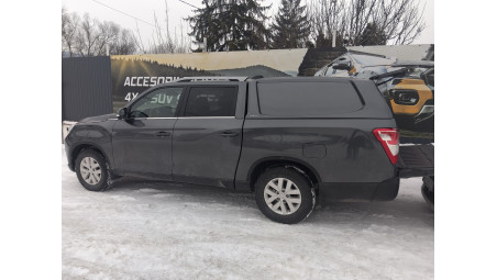 A Road Ranger keménytető felszerelése a 2024-es Ssang Yong Musso Grandra