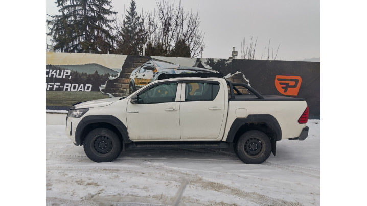 Echipare kompletta für Toyota Hilux 2025