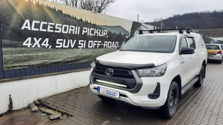 Echipare kompletta für Toyota Hilux 2025