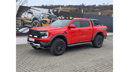 Komplett felszereltség a 2025-ös Ford Ranger Raptorhoz