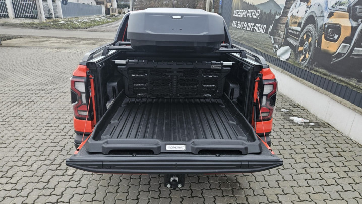 Komplett felszereltség a 2025-ös Ford Ranger Raptorhoz