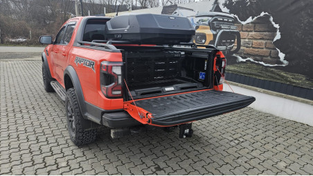 Komplett felszereltség a 2025-ös Ford Ranger Raptorhoz