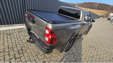 Toyota Hilux csomagtérajtó zárás 2015-2025 MT RUEVOM