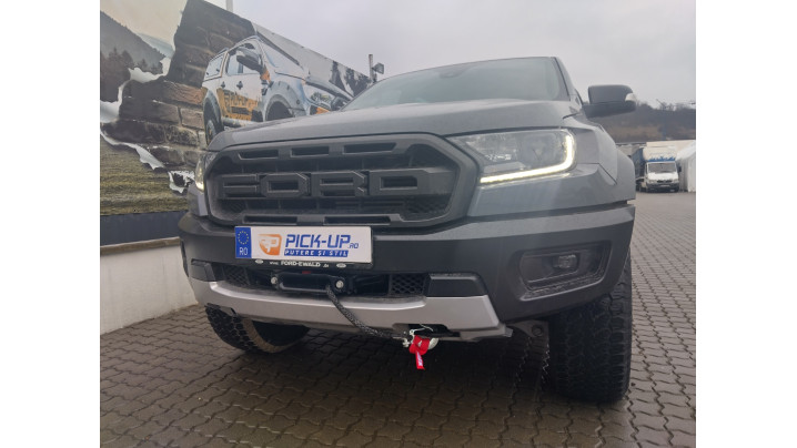 Warn Evo 10S csörlőtartó a 2022-es Ford Ranger Raptoron