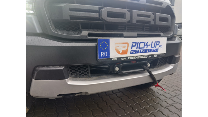 Warn Evo 10S csörlőtartó a 2022-es Ford Ranger Raptoron